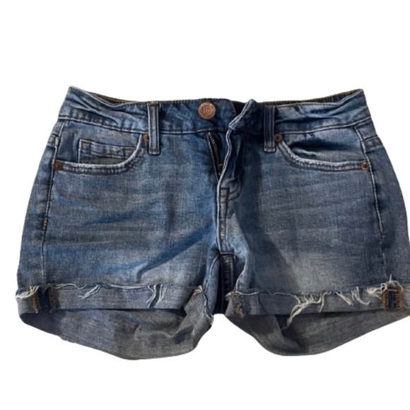 Aeropostale Midi Low Rise Tight Shorts - Picture 1 of 2